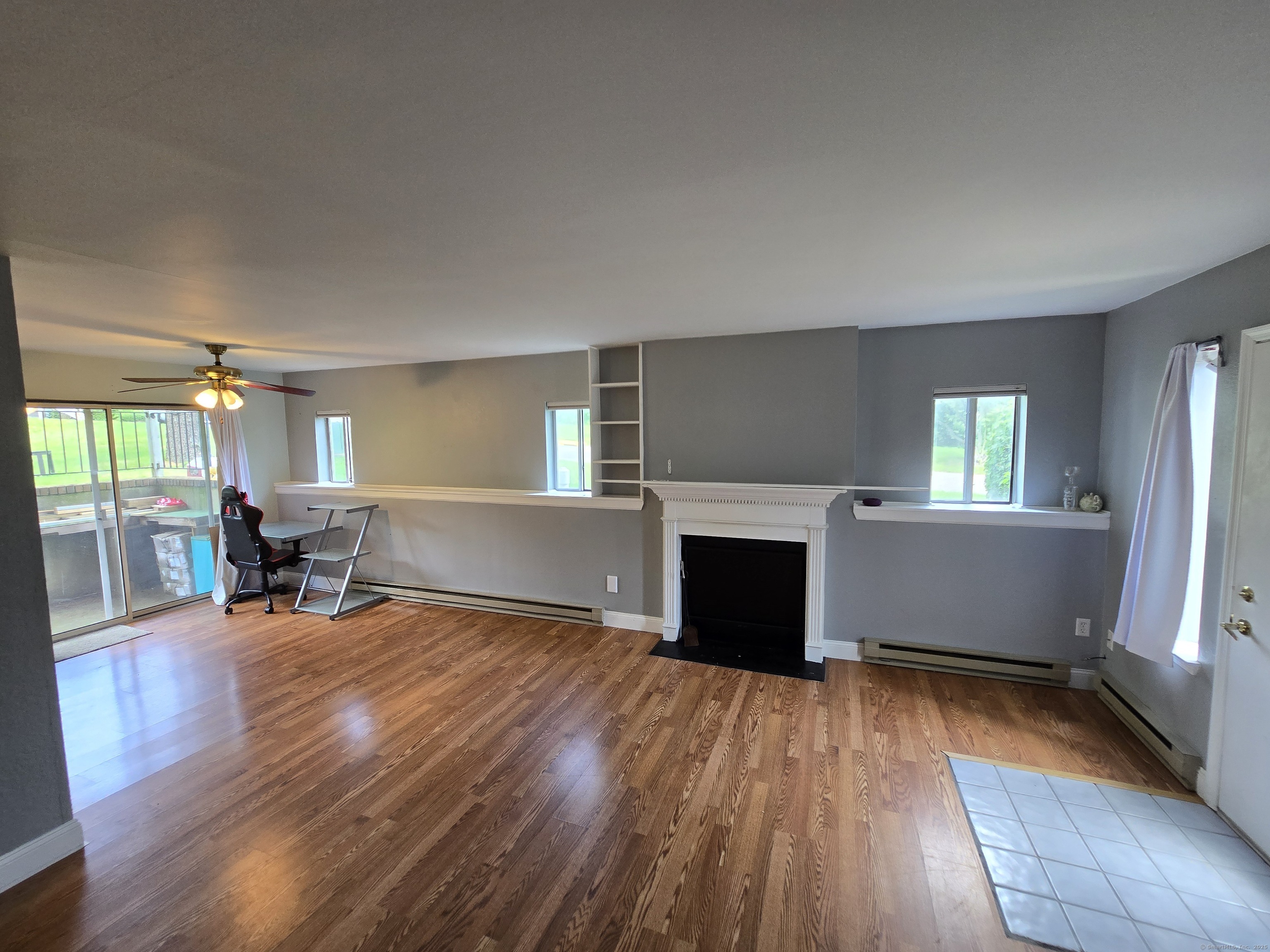 Property Photo:  925 Oronoke Road 28J  CT 06708 