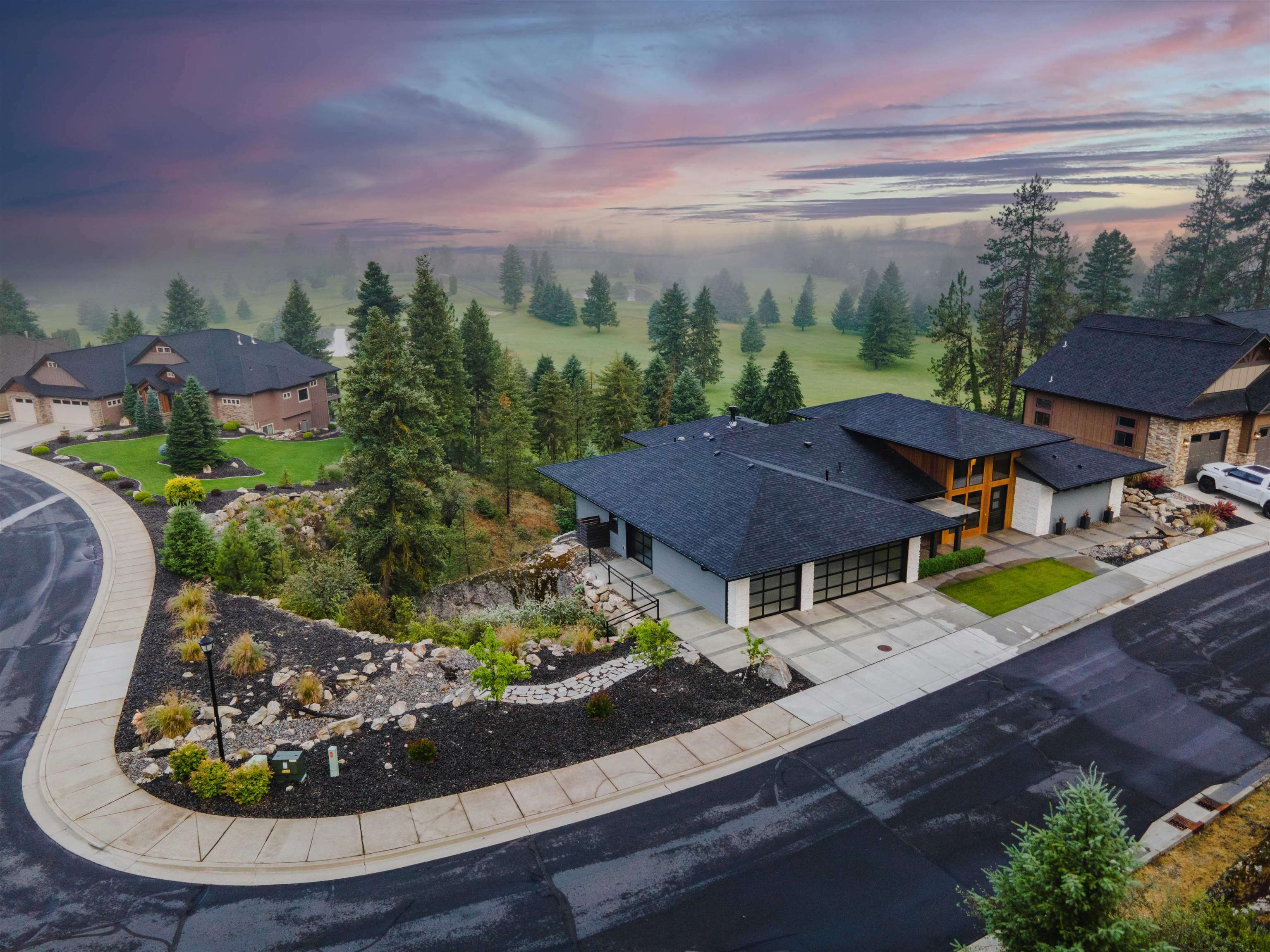 Property Photo: 14111 N Wandermere Estates Ln WA 99208