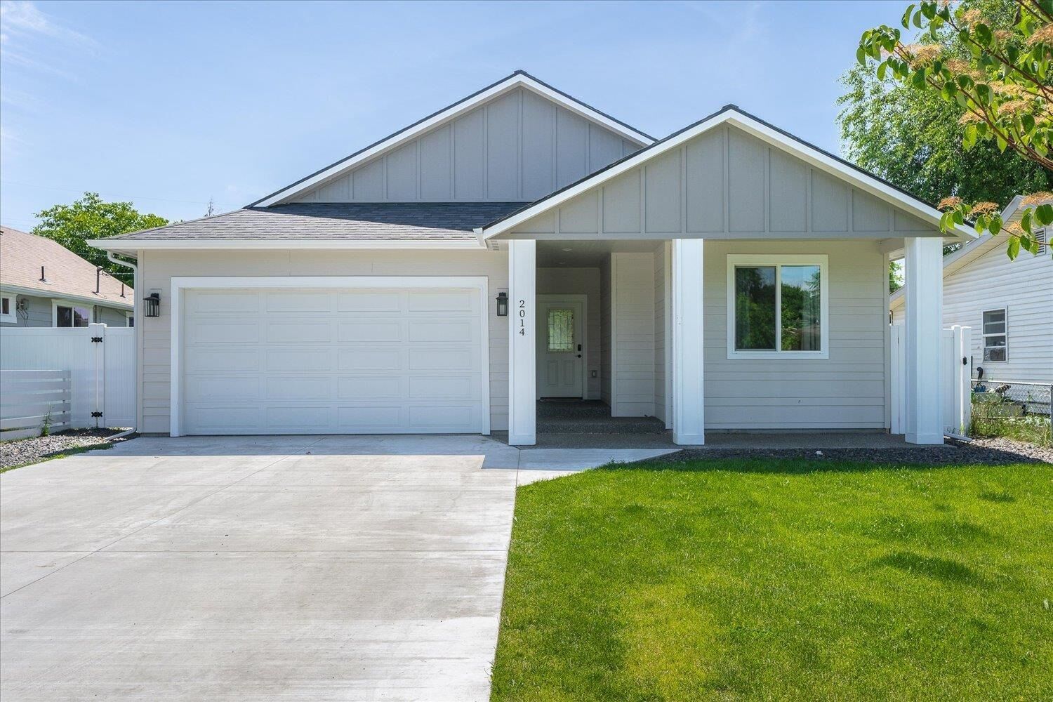 Property Photo: 5181 N Crestline St WA 99207