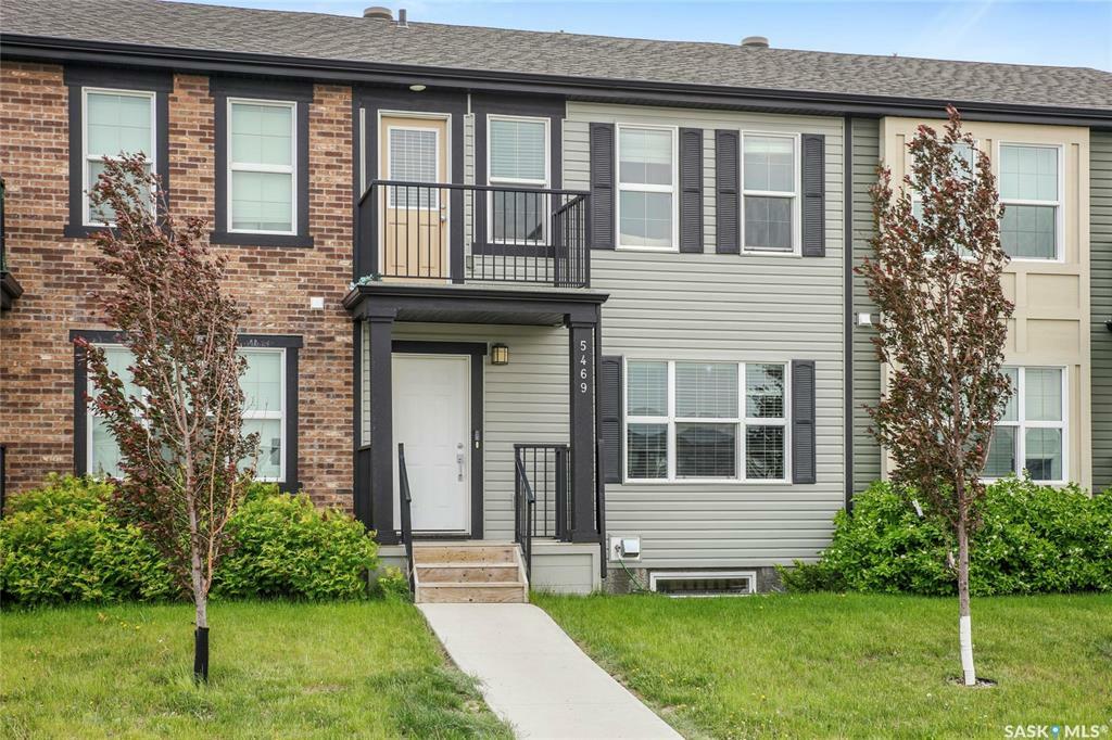 Photo de la propriété: 5469 Cade Street E SK S4V 3N9