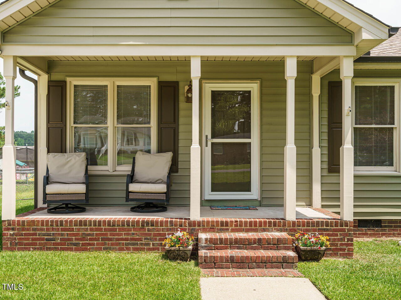 Property Photo: 635 Raymond Drive NC 27591