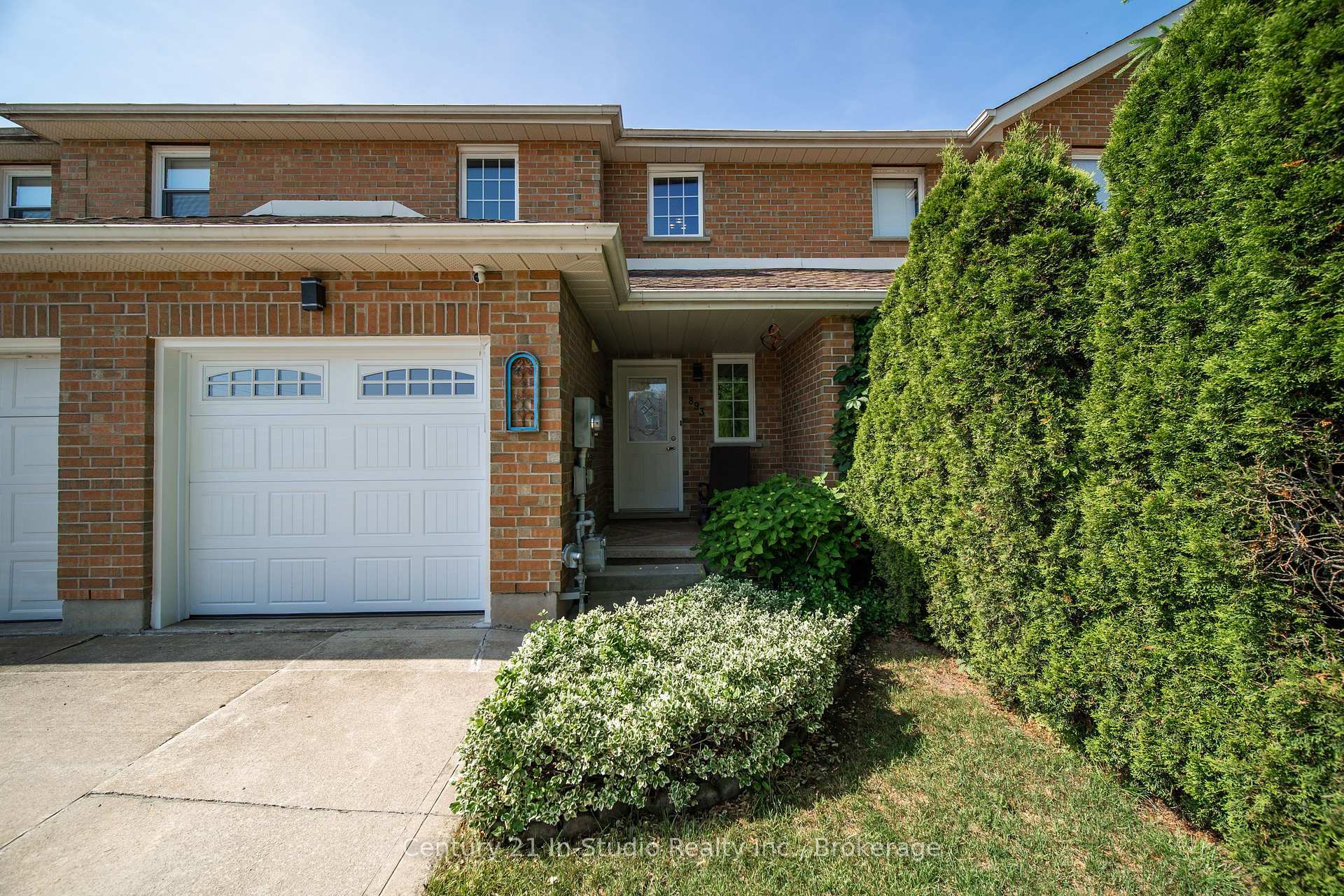 Photo de la propriété:  893 25th A Street E  ON N4K 6W6 