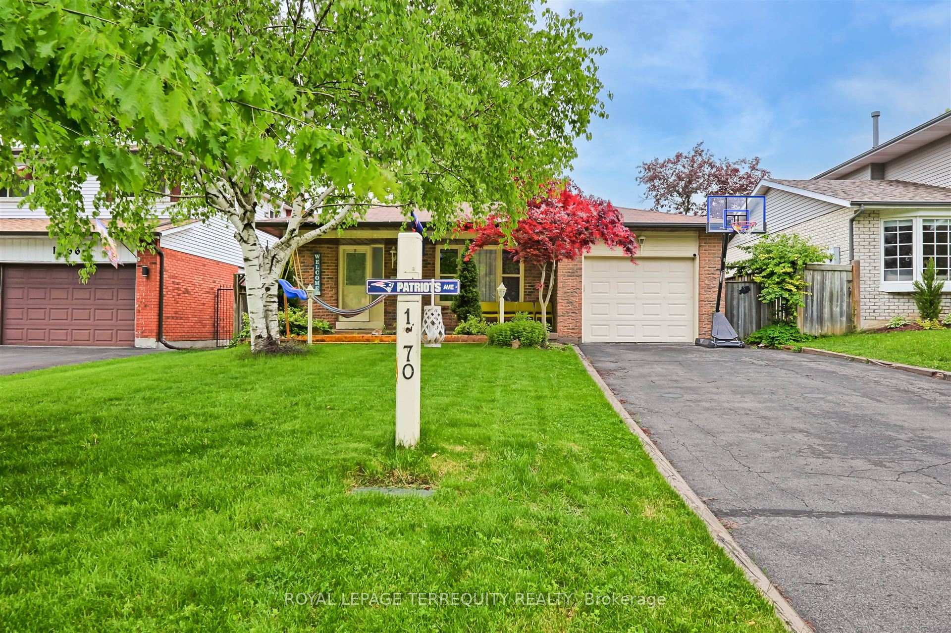 Property Photo: 1170 Trillium Court ON L1G 7M2