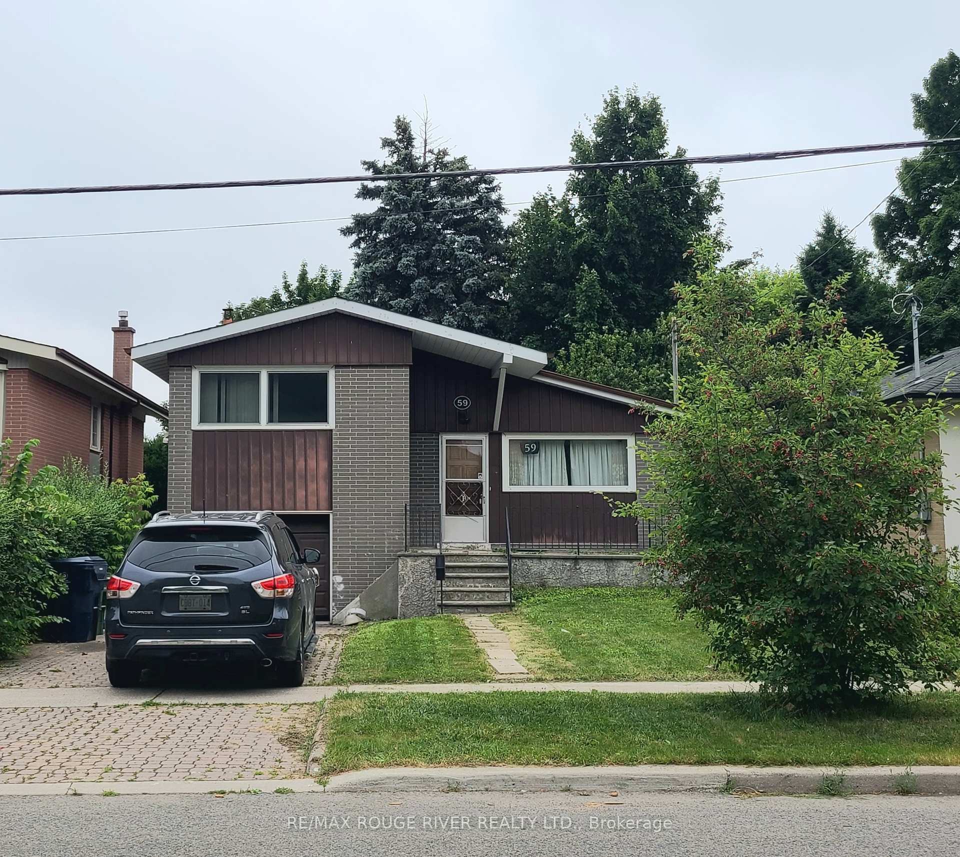 Property Photo: 59 Thornbeck Drive ON M1G 2J7