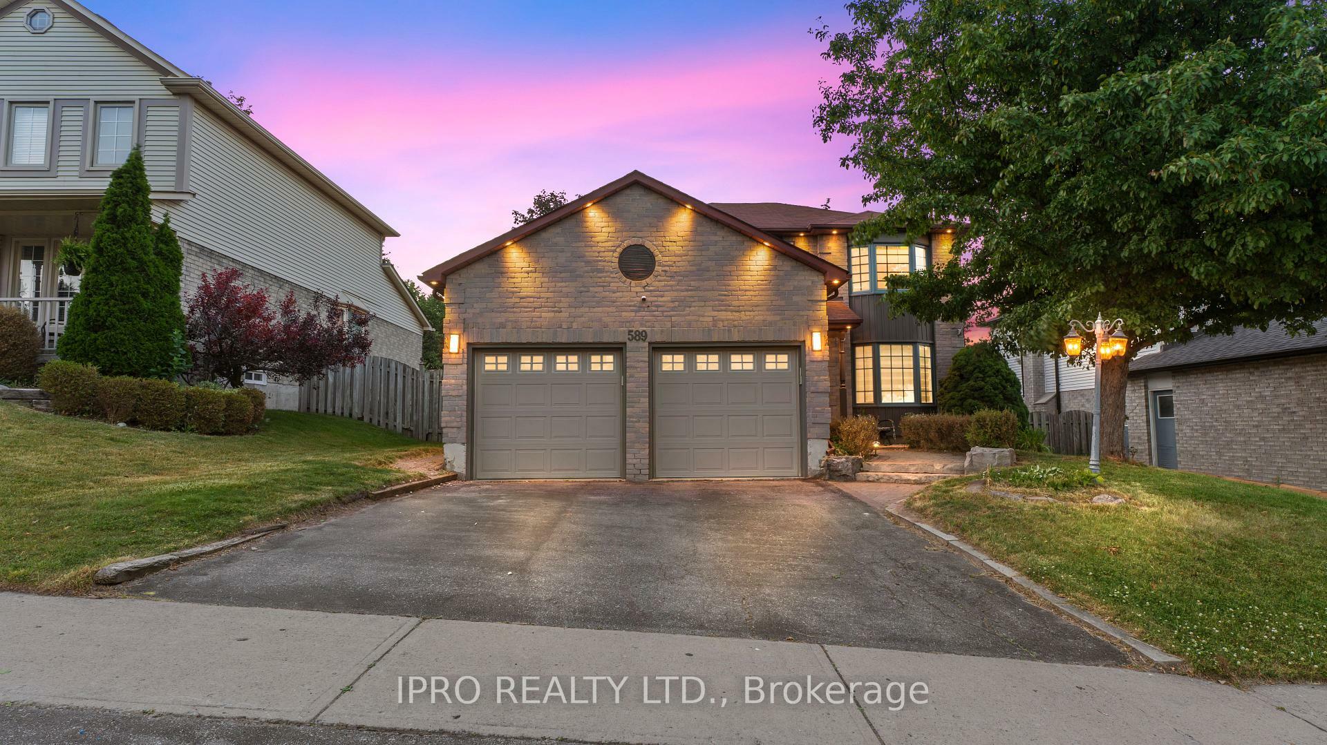 Property Photo: 589 Prestwick Drive ON L1J 7P5