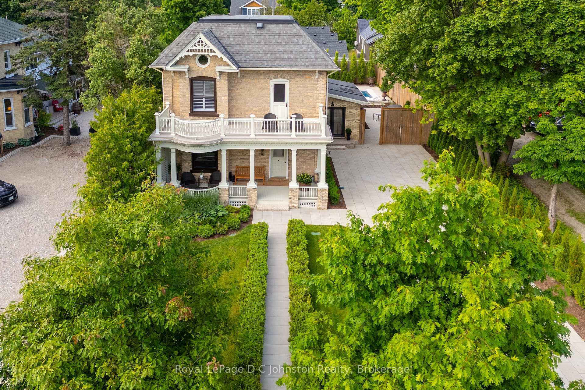 Property Photo: 126 High Street ON N0H 2L0