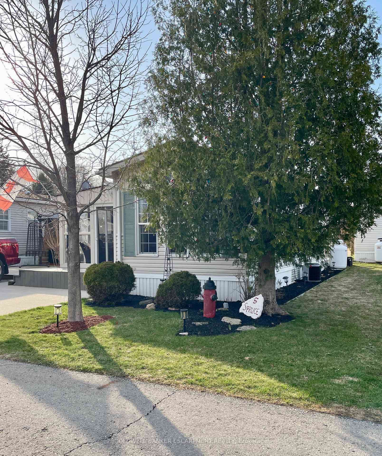 Property Photo:  4449 Milburough Line 5 Spruce  ON L7P 0P5 