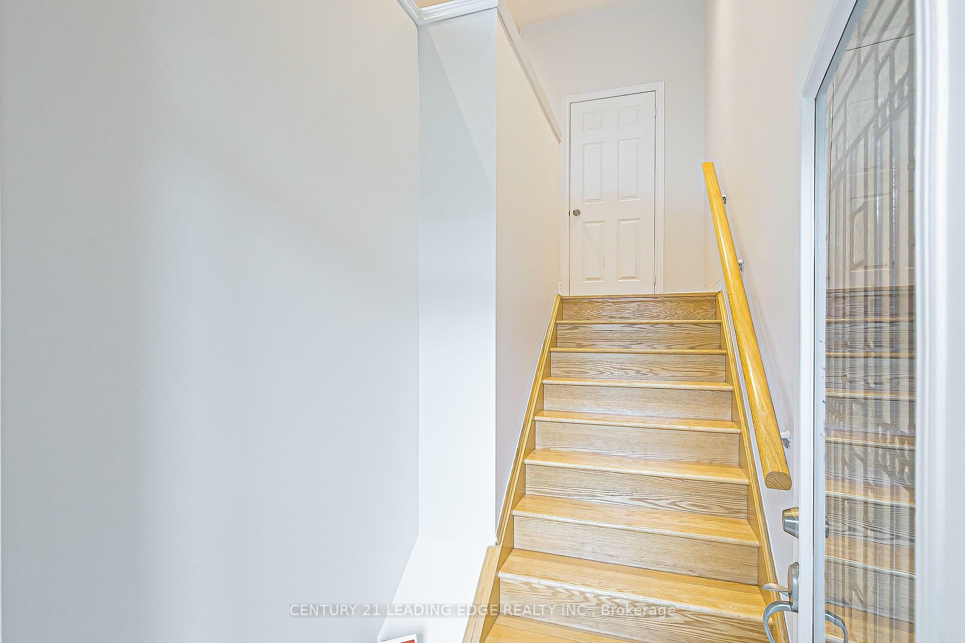 Property Photo: 319 Delray Drive ON L6E 0P9