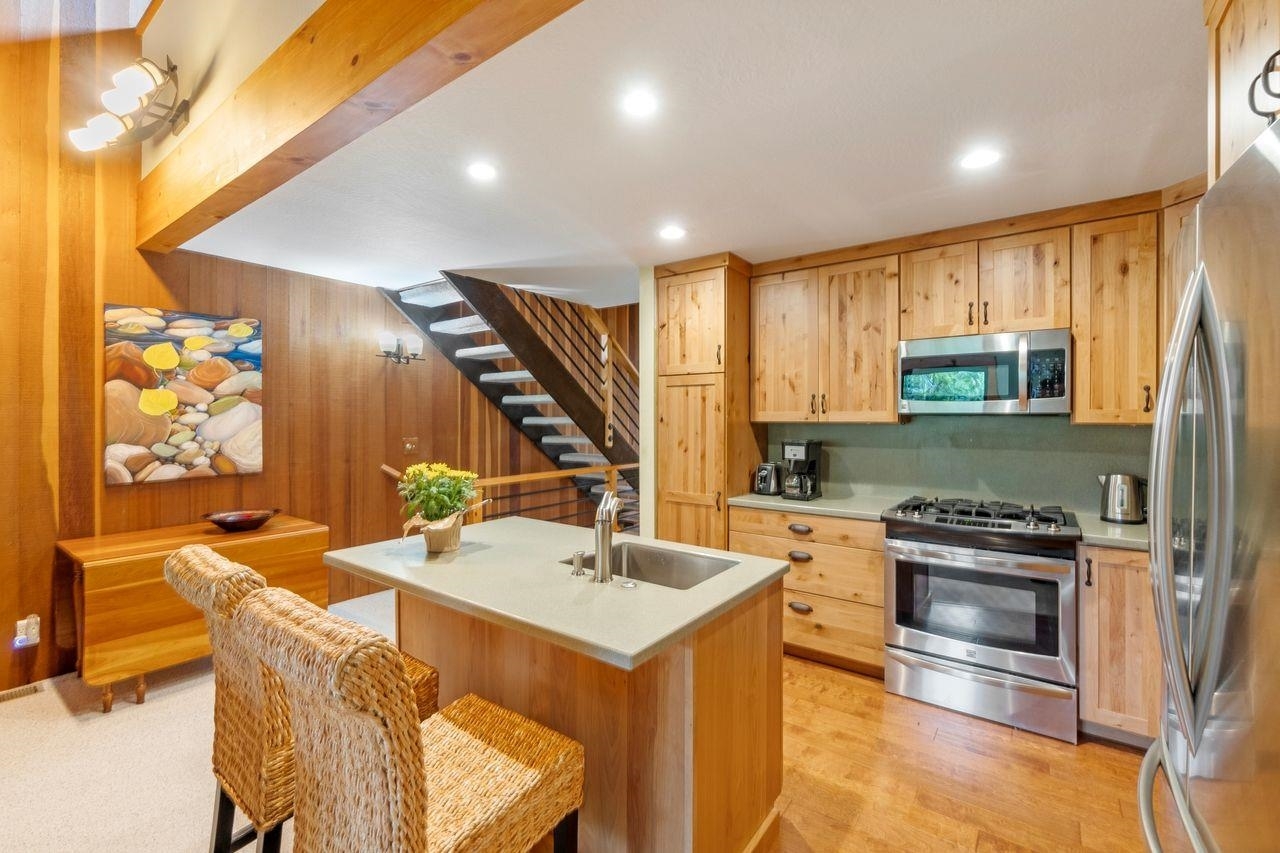 Property Photo: 1001 Commonwealth Drive 193 CA 96143