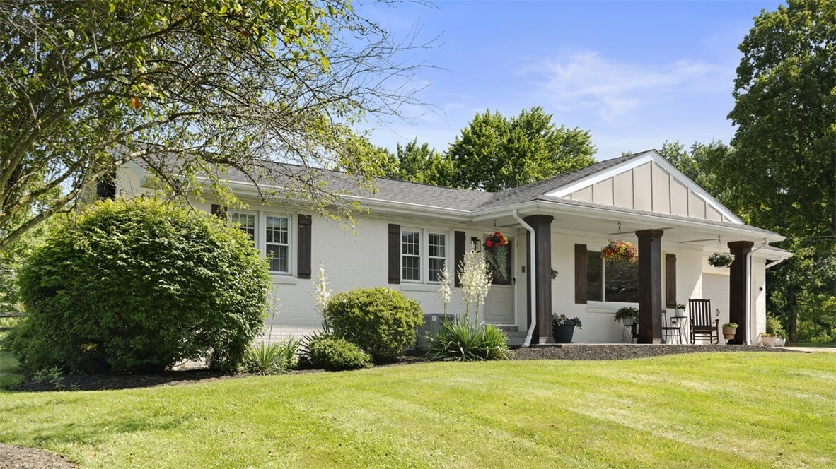 Property Photo: 8609 Peters Rd PA 16066