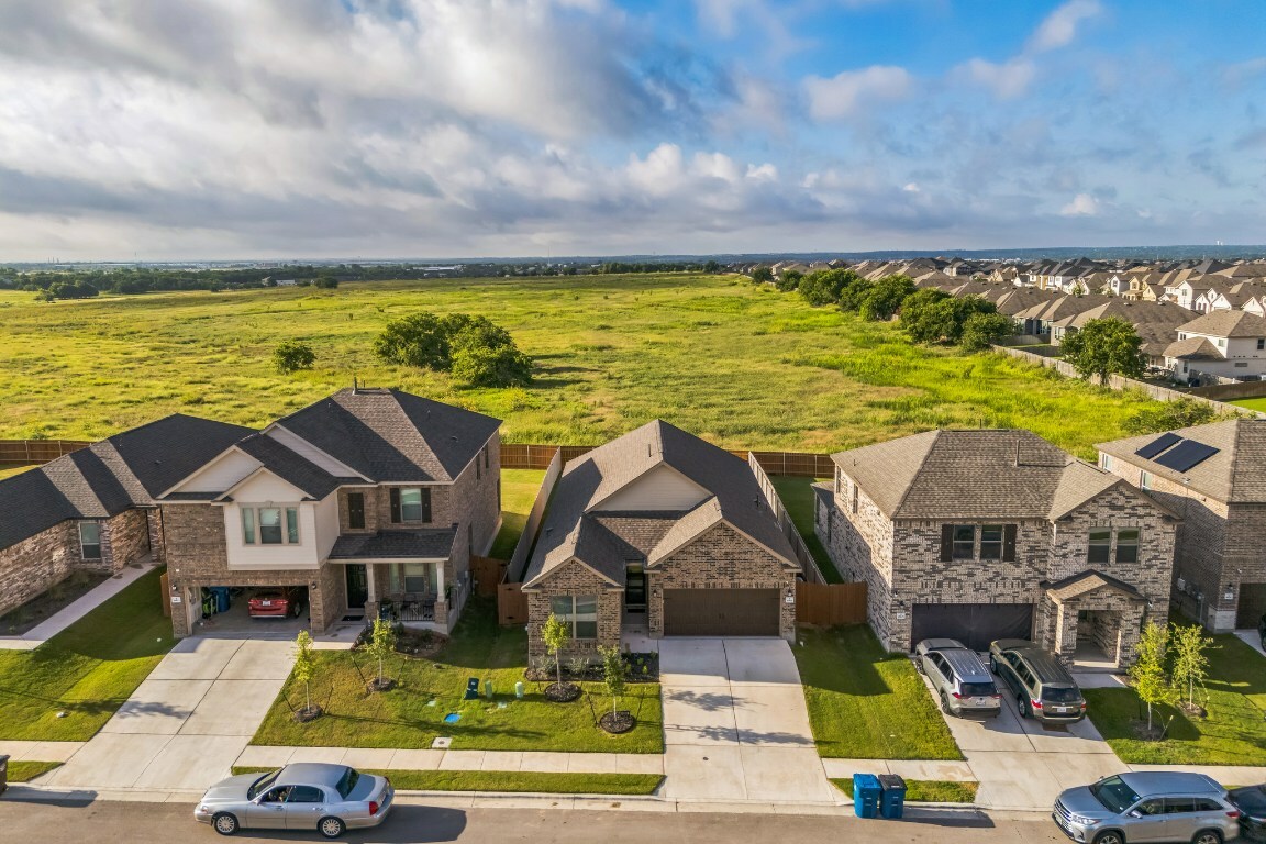 Property Photo: 4909 Teverola Drive TX 78665