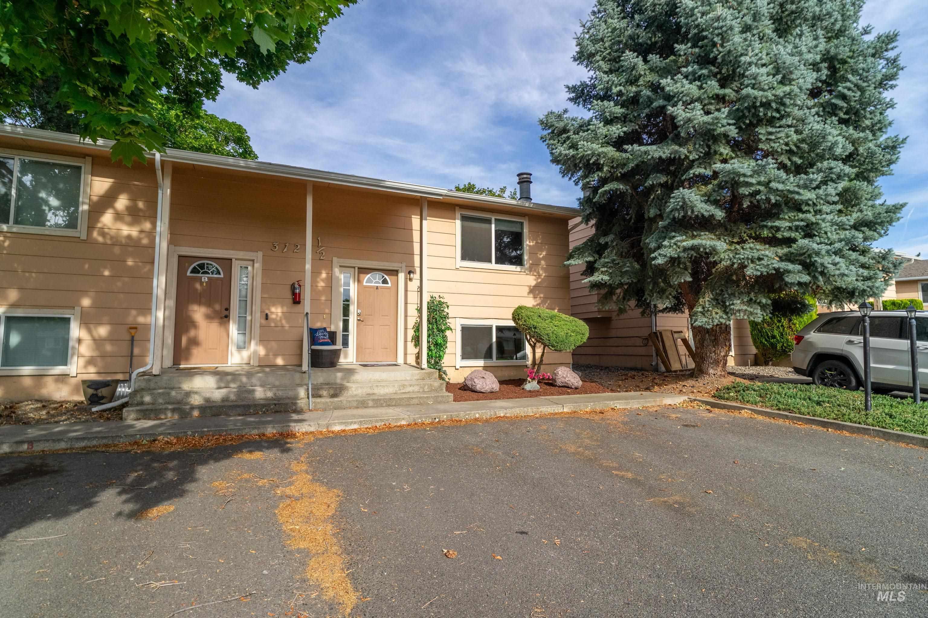 Property Photo: 3129 1/2 8th Street C A ID 83501