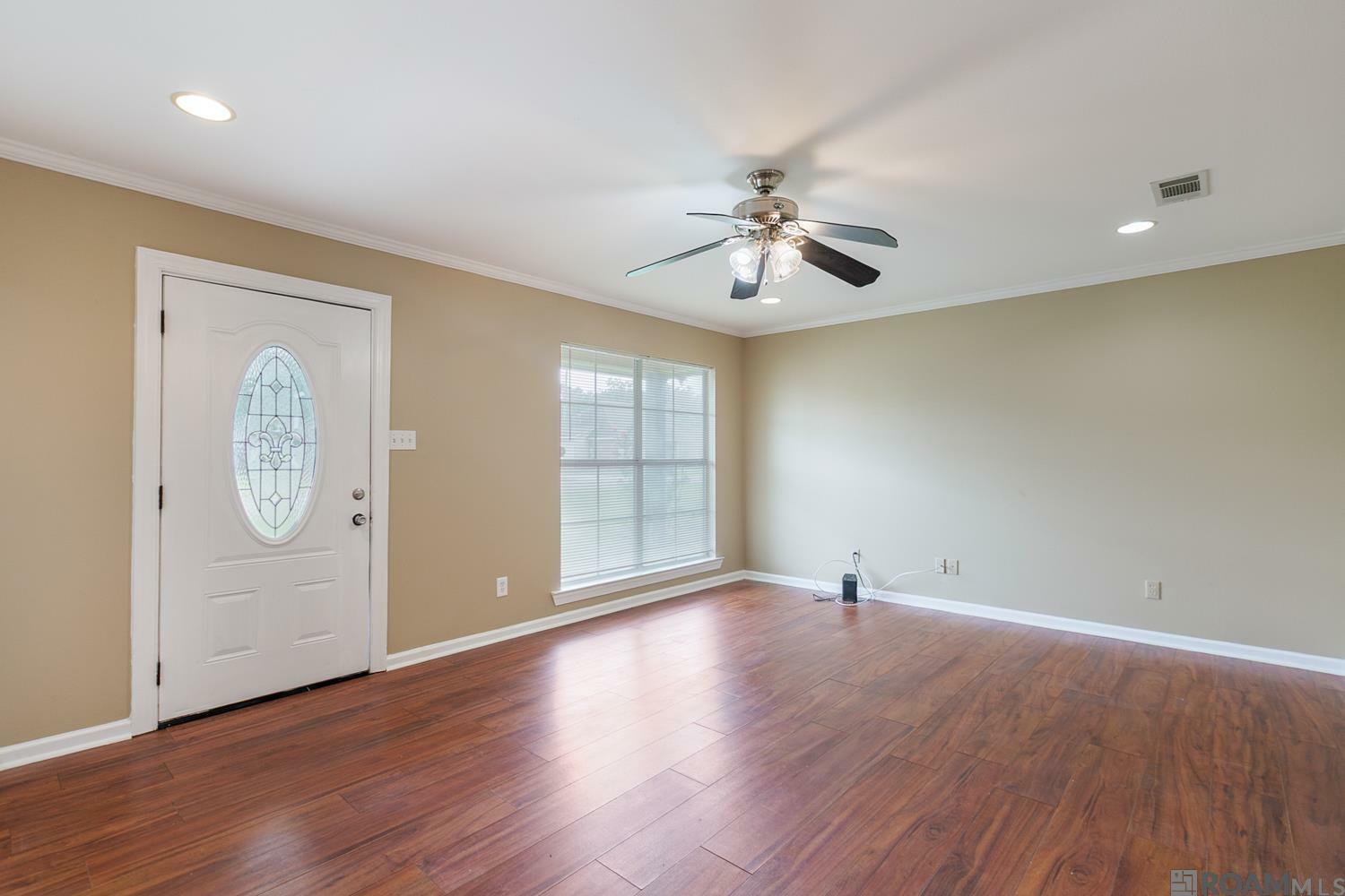 Property Photo: 579 Melissa Ave LA 70767