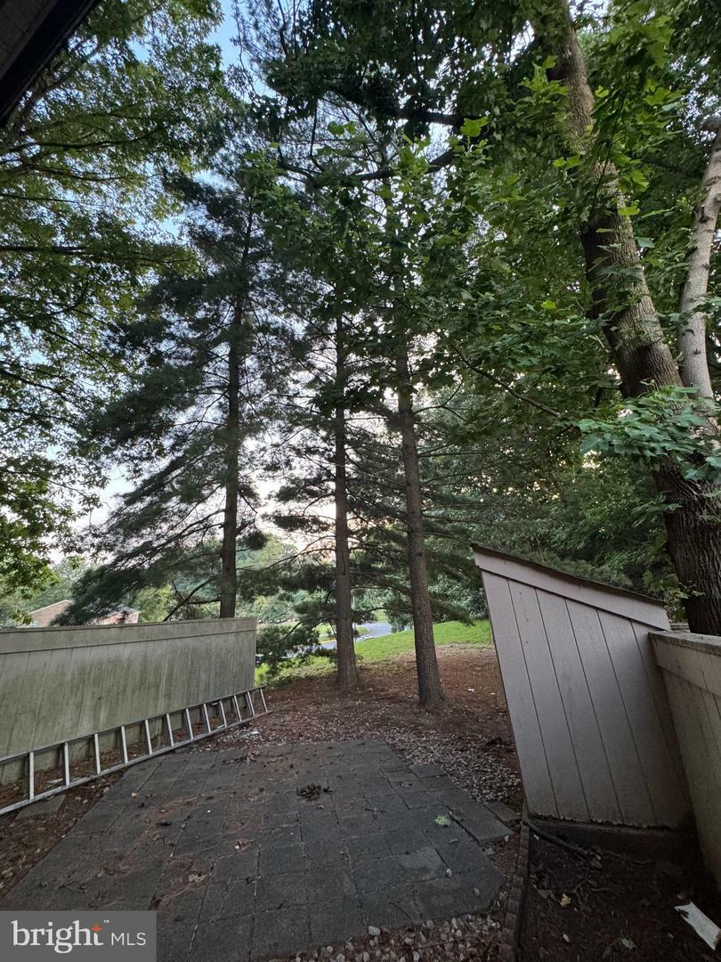 Property Photo: 15300 Lodge Terrace VA 22191
