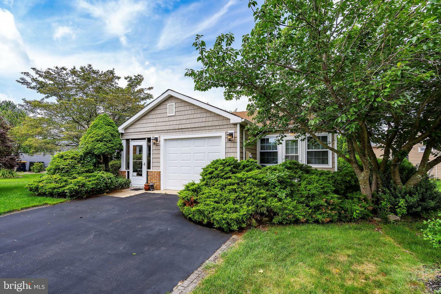Property Photo: 32 Saint Paul Pl Place NJ 08759
