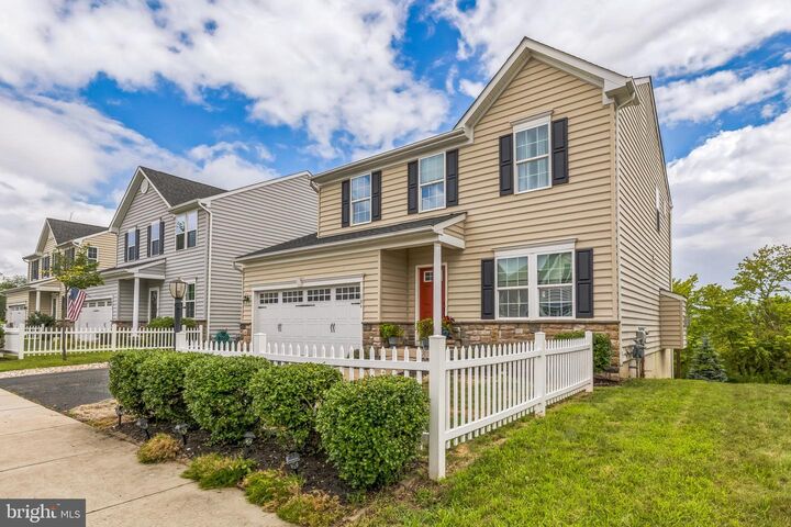 Property Photo:  106 Garrett Lane  PA 19525 
