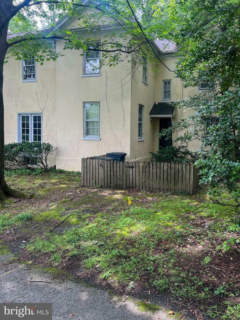 2419 Lititz Pike  Lancaster PA 17601 photo