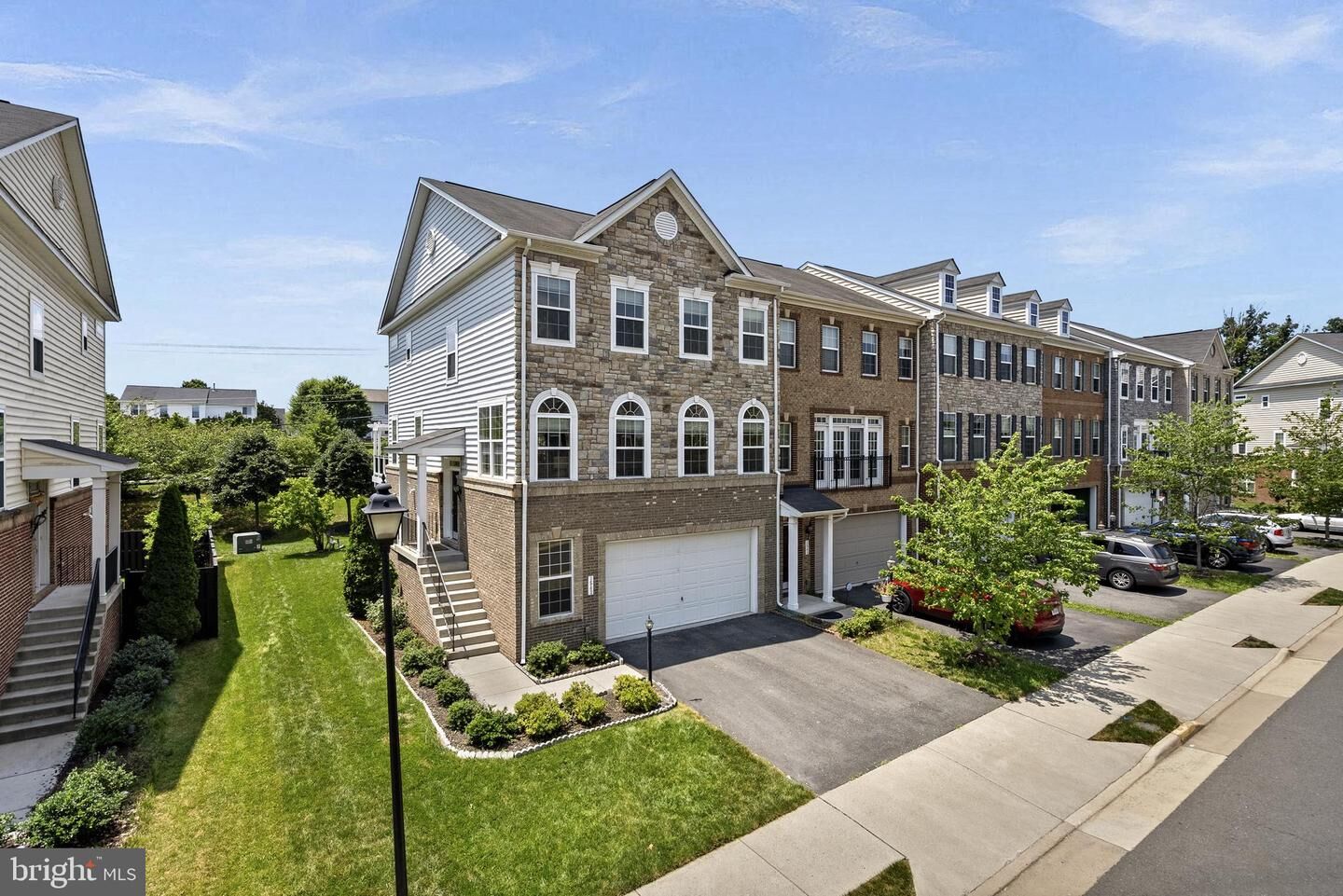 Property Photo: 1543 Kinnaird Terrace NE VA 20176