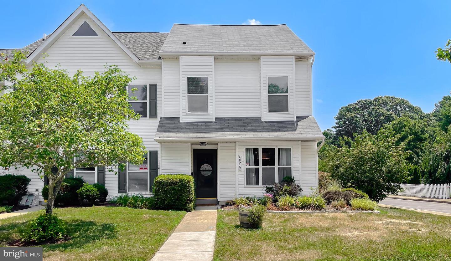 Property Photo:  48273 Picketts Harbor Court  MD 20653 
