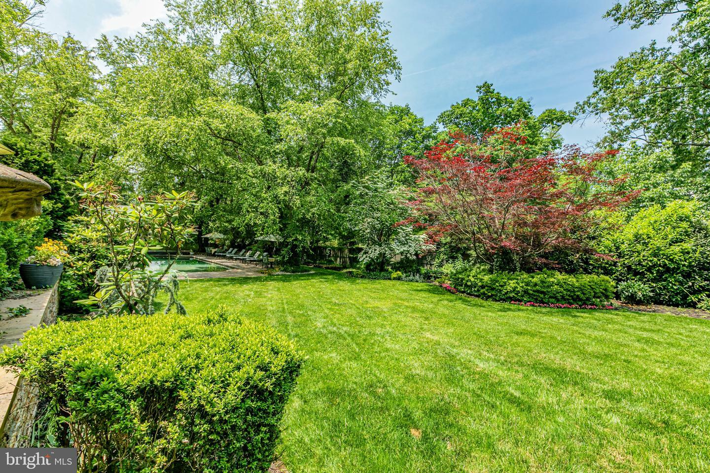 Property Photo: 240 Library Place NJ 08540