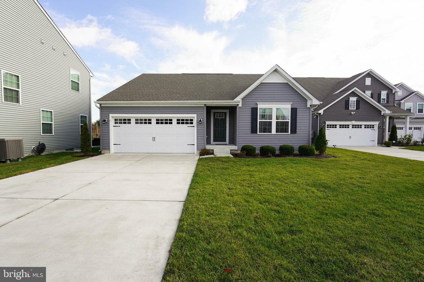 Property Photo: 9347 Mulligan Way MD 21875