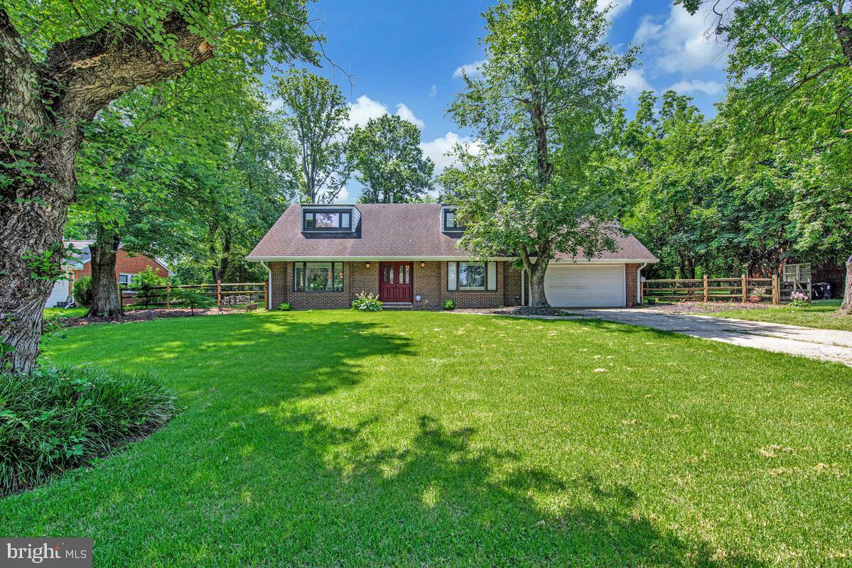 Property Photo: 8825 Briarcroft Lane MD 20708