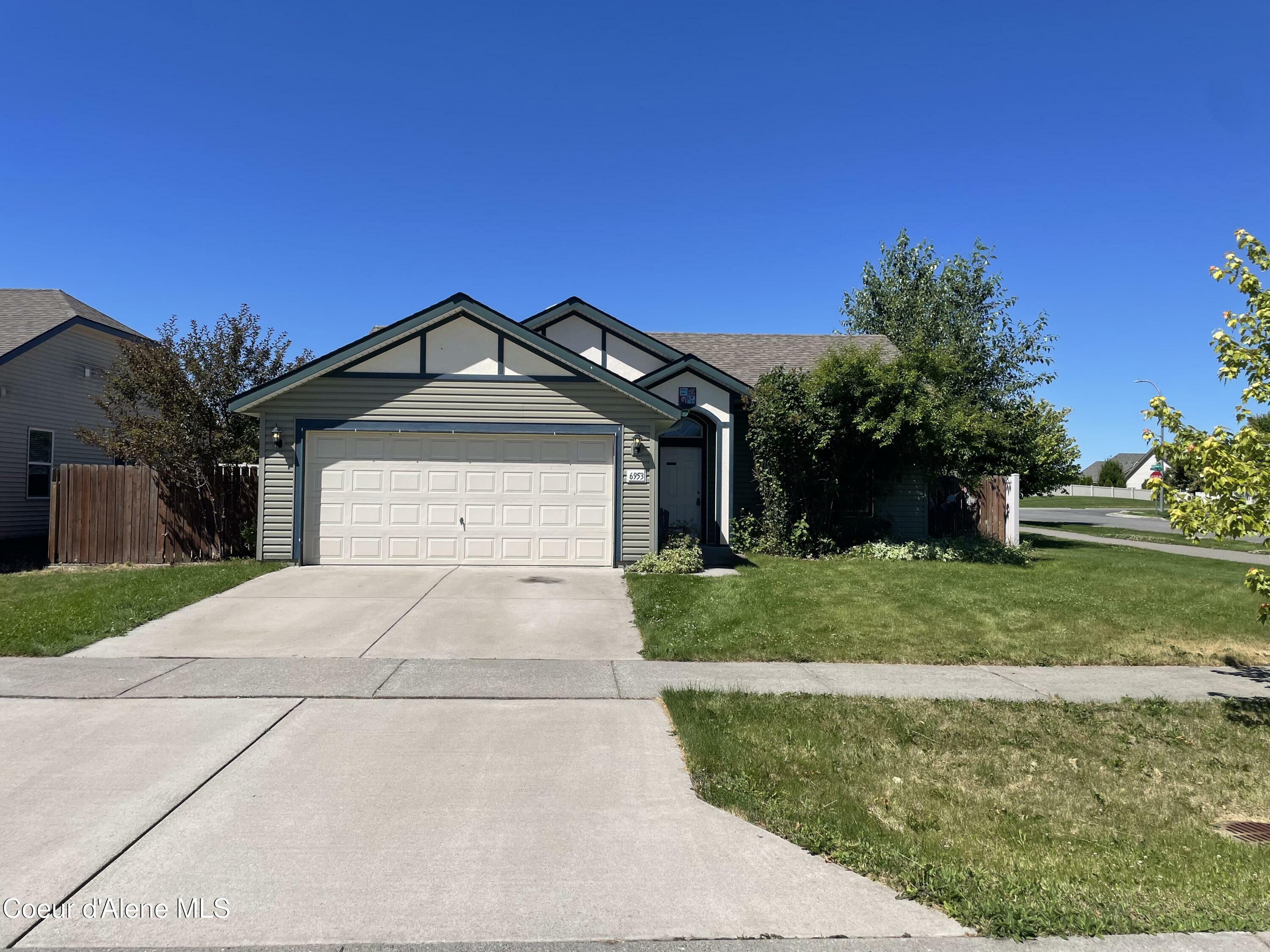 Property Photo: 6953 N Caracara Ln ID 83815