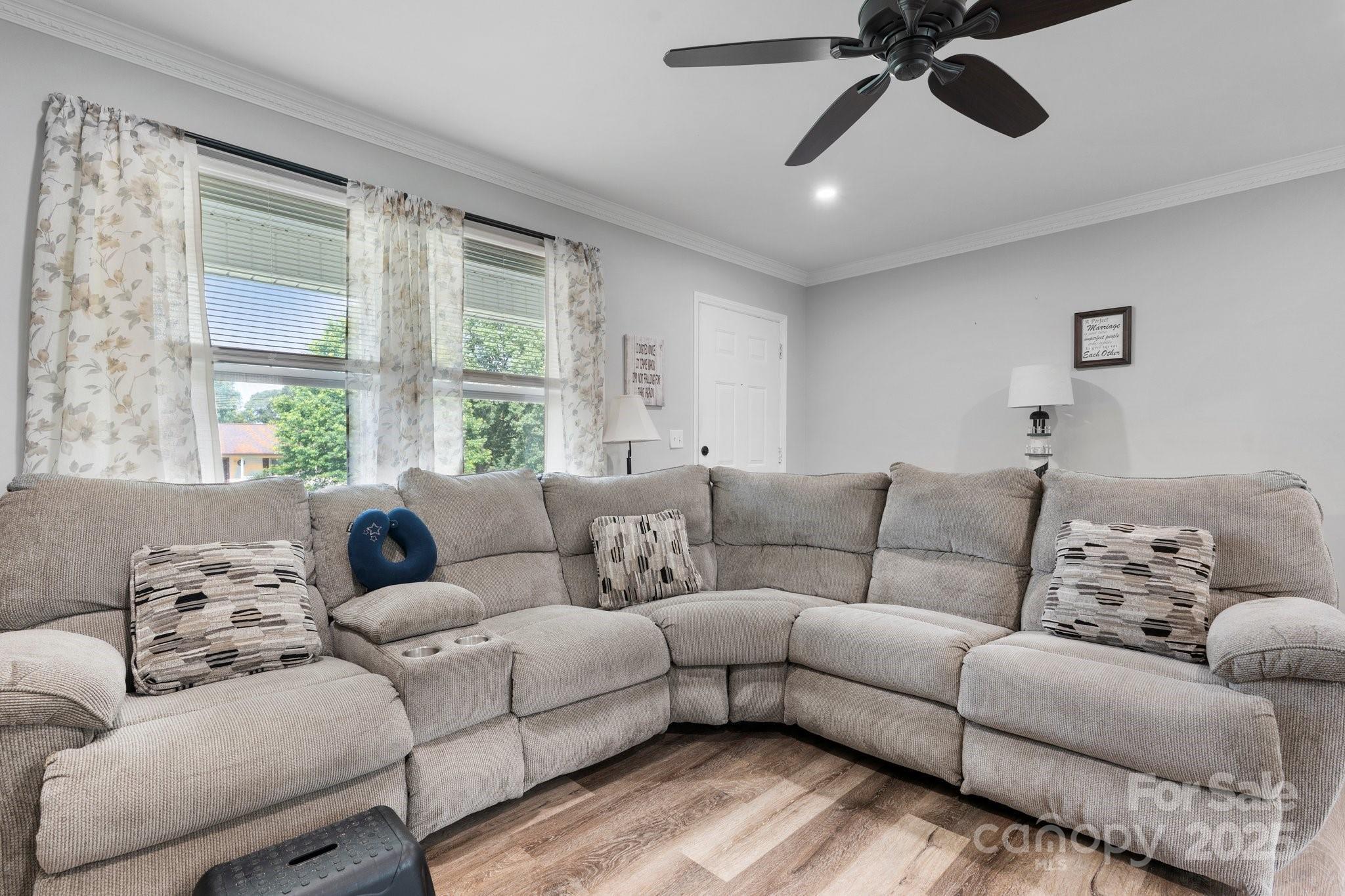 Property Photo: 3545 Yorkland Drive NC 28601