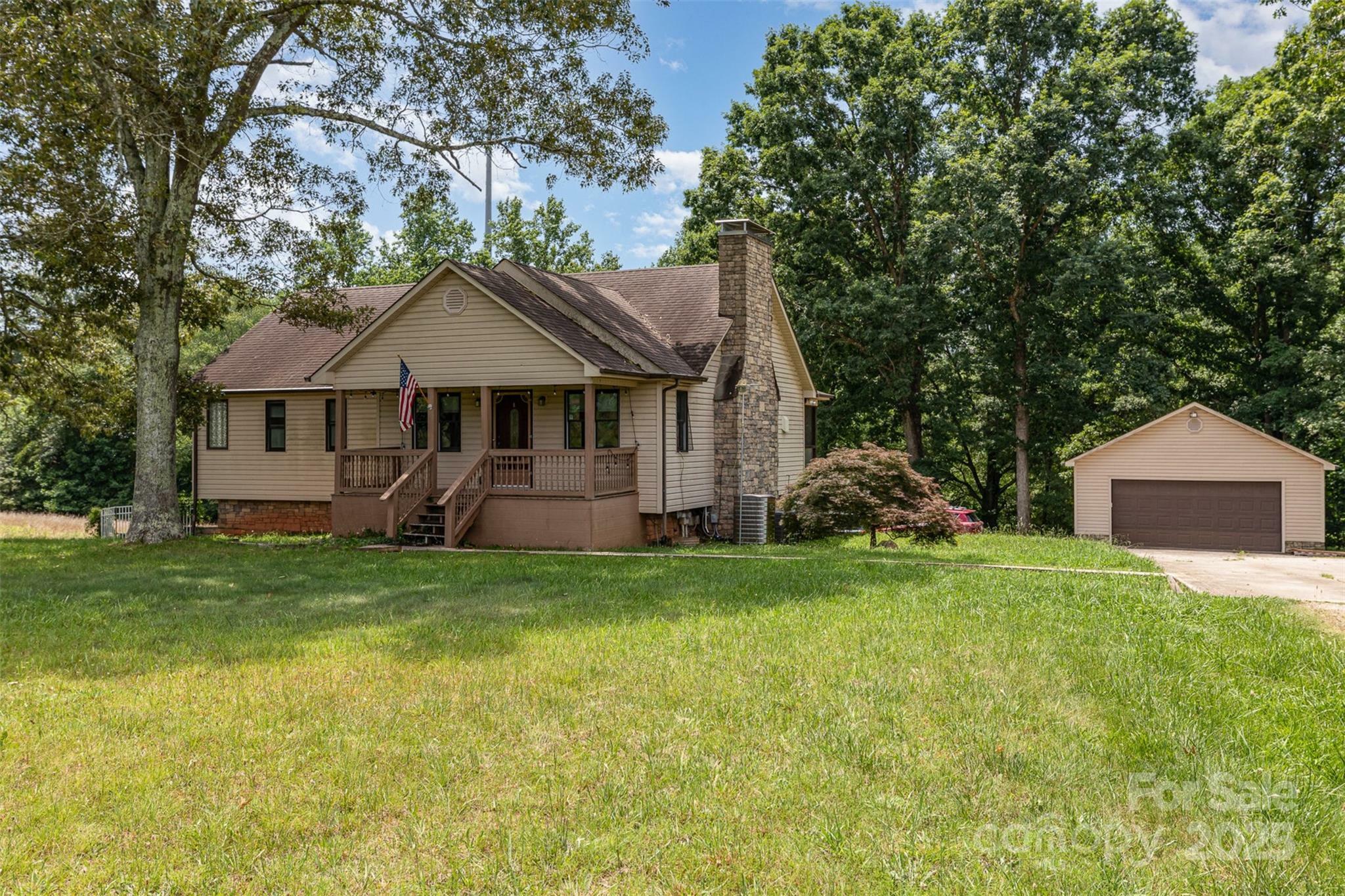Property Photo: 544 Hicks Creek Road NC 28166