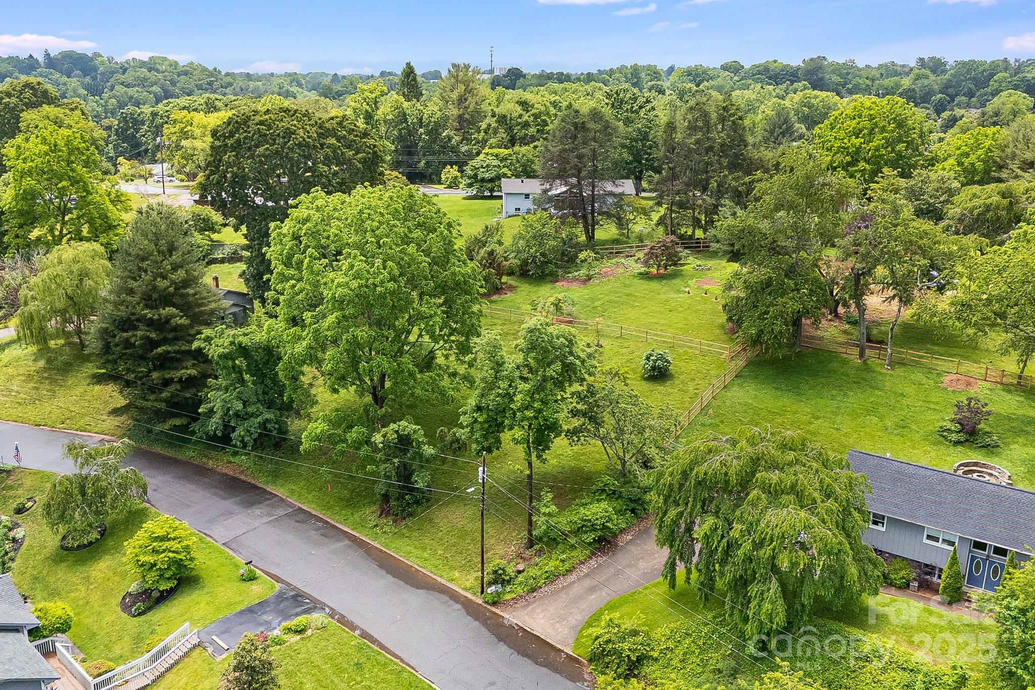 Property Photo: 28 Sheppard Drive NC 28806
