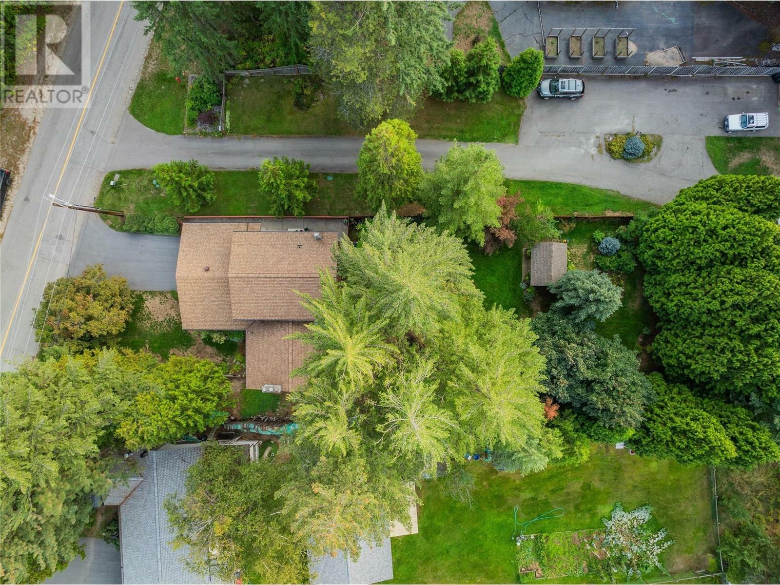 Property Photo: 2504 14th Avenue BC V1N 3P1