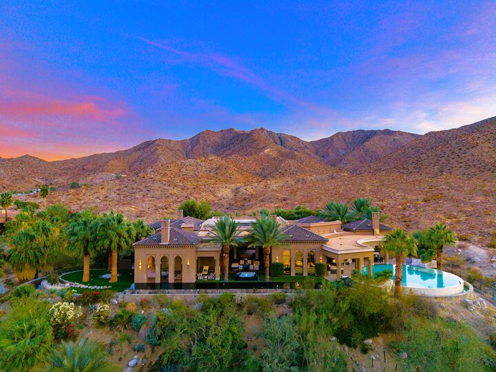 Property Photo:  613 Indian Cove  CA 92260 