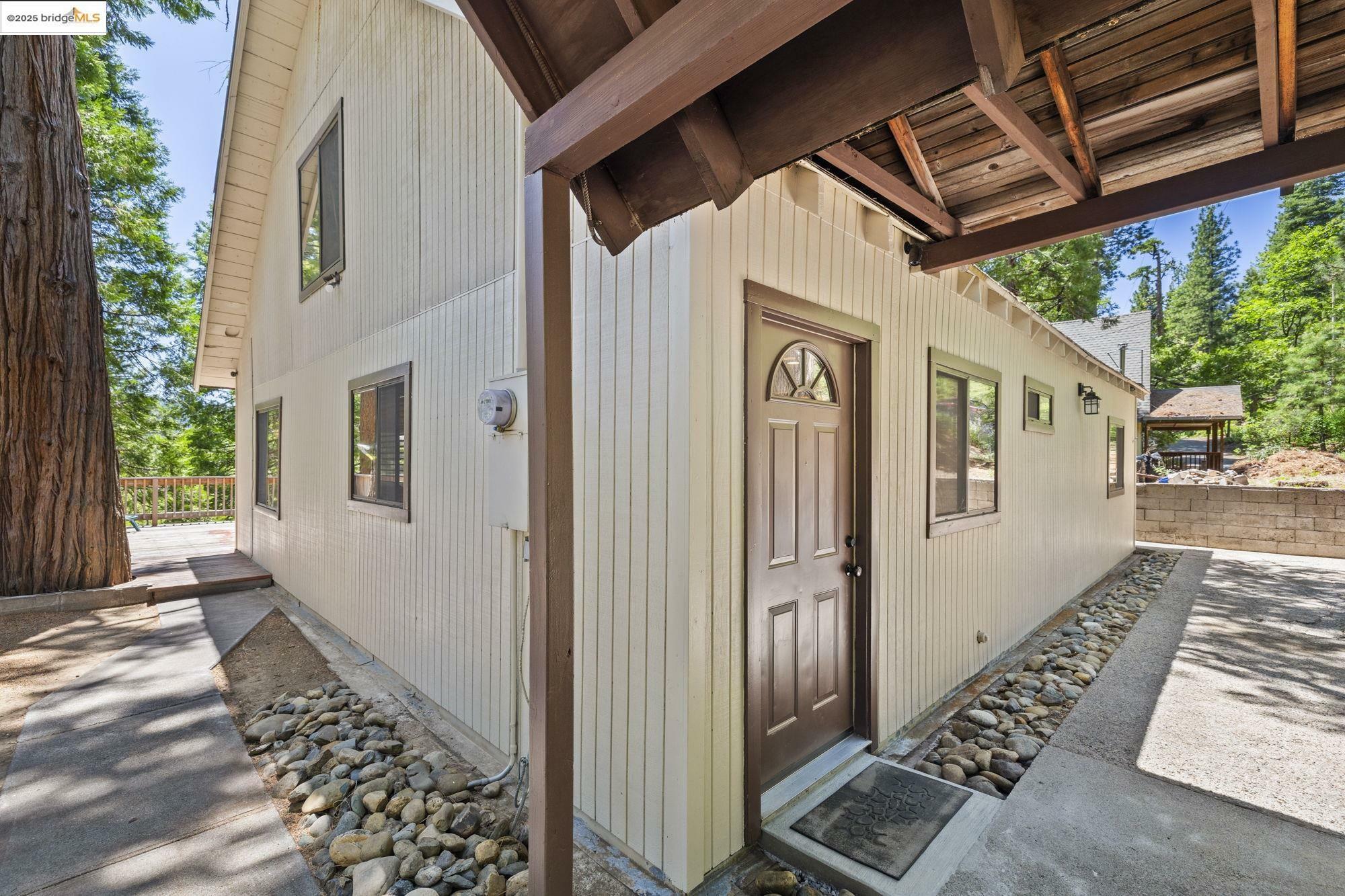 Property Photo: 26609 Old Mono Rd. CA 95335