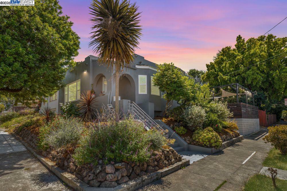 2133 E 30th St  Oakland CA 94606 photo