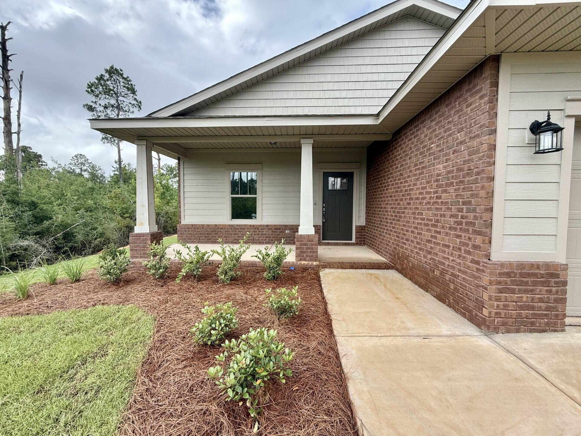 Property Photo: 6625 Rocky Shores Road FL 32583