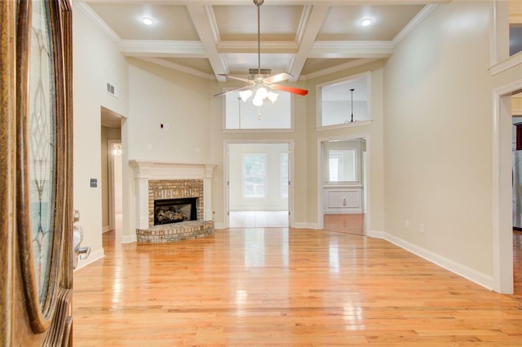 Property Photo: 155 Skyview Drive GA 30025