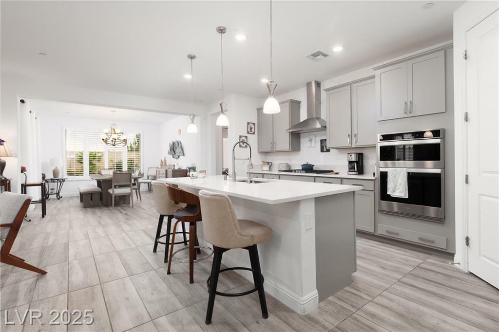 Property Photo: 10935 Gardenova Avenue NV 89166