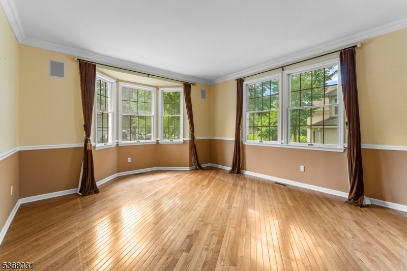 Property Photo: 9 Hadley Ct NJ 07920