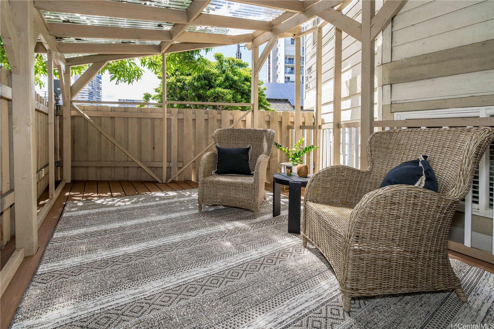 Property Photo:  739 Kinalau Place 1  HI 96813 