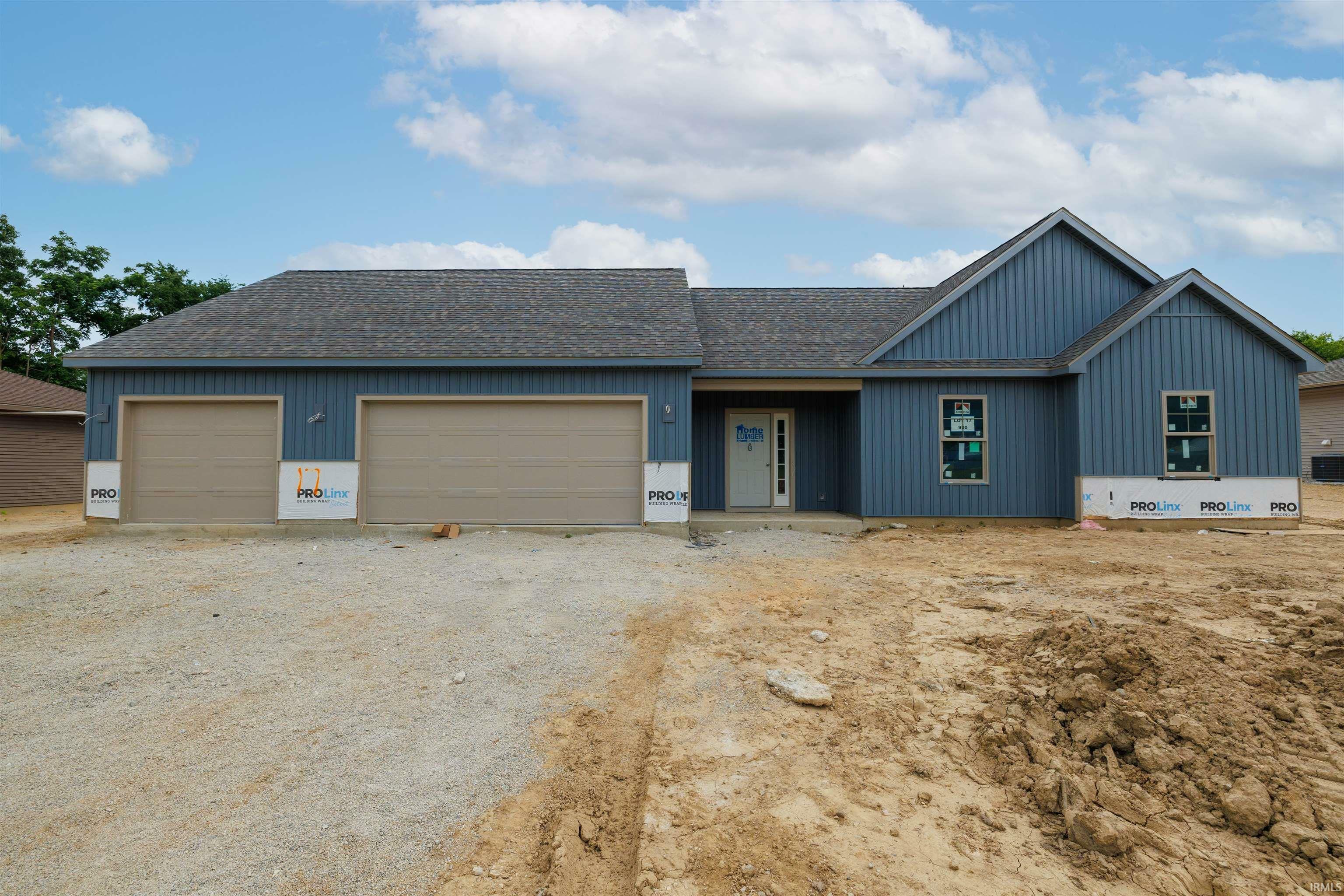 Property Photo: 980 E Hawthorn Lane IN 46725