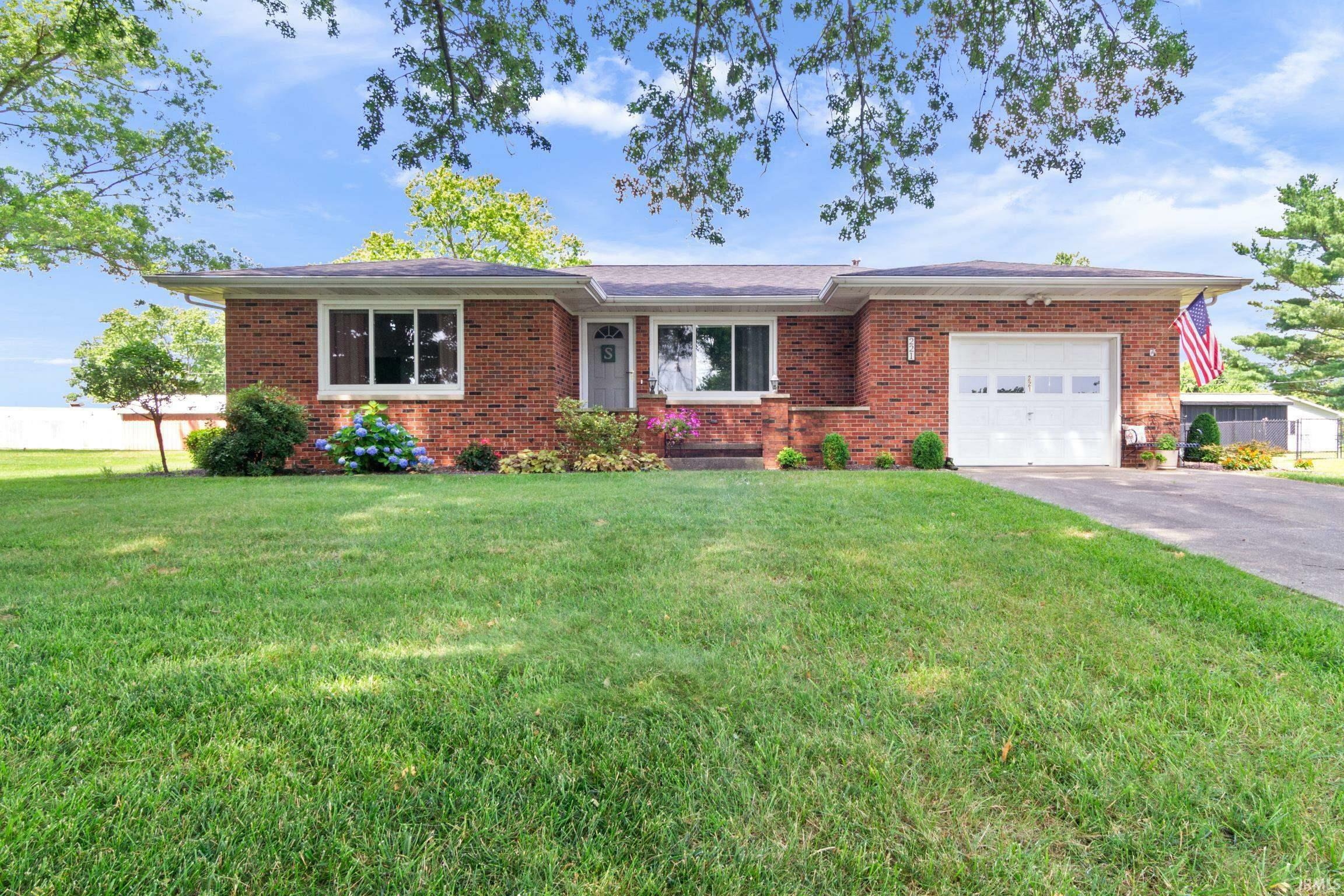Property Photo:  221 N Cale Street  IN 47633 