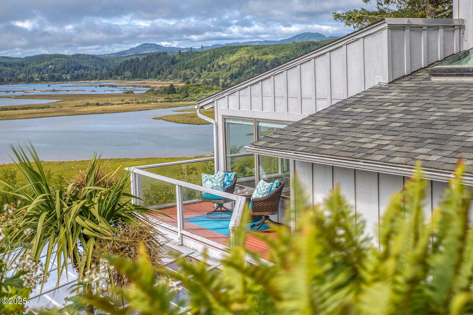 30 Bluffs Court  Gleneden Beach OR 97388 photo