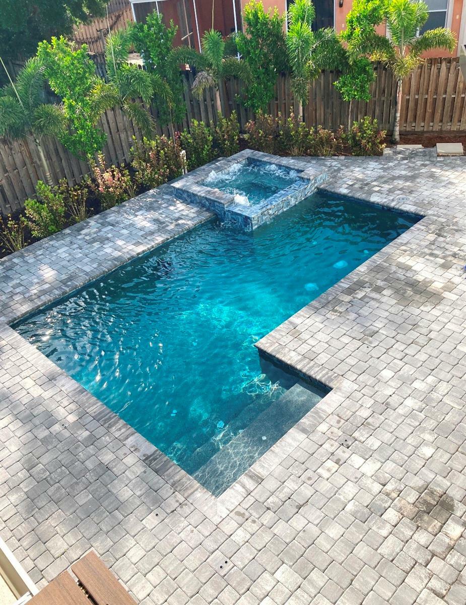Property Photo: 2110 Michele Drive FL 34231