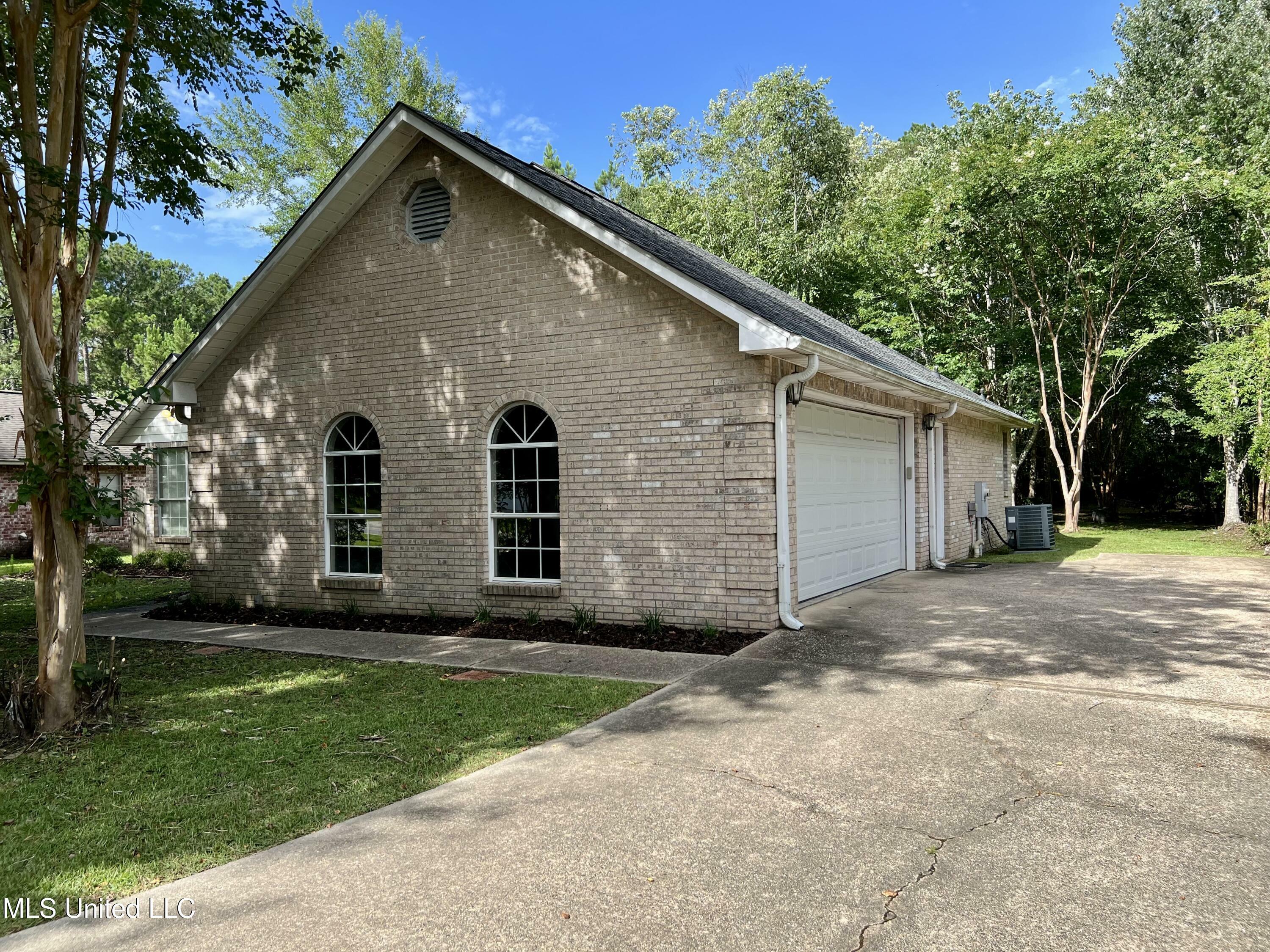 Property Photo: 8004 Martin Bluff Road MS 39553