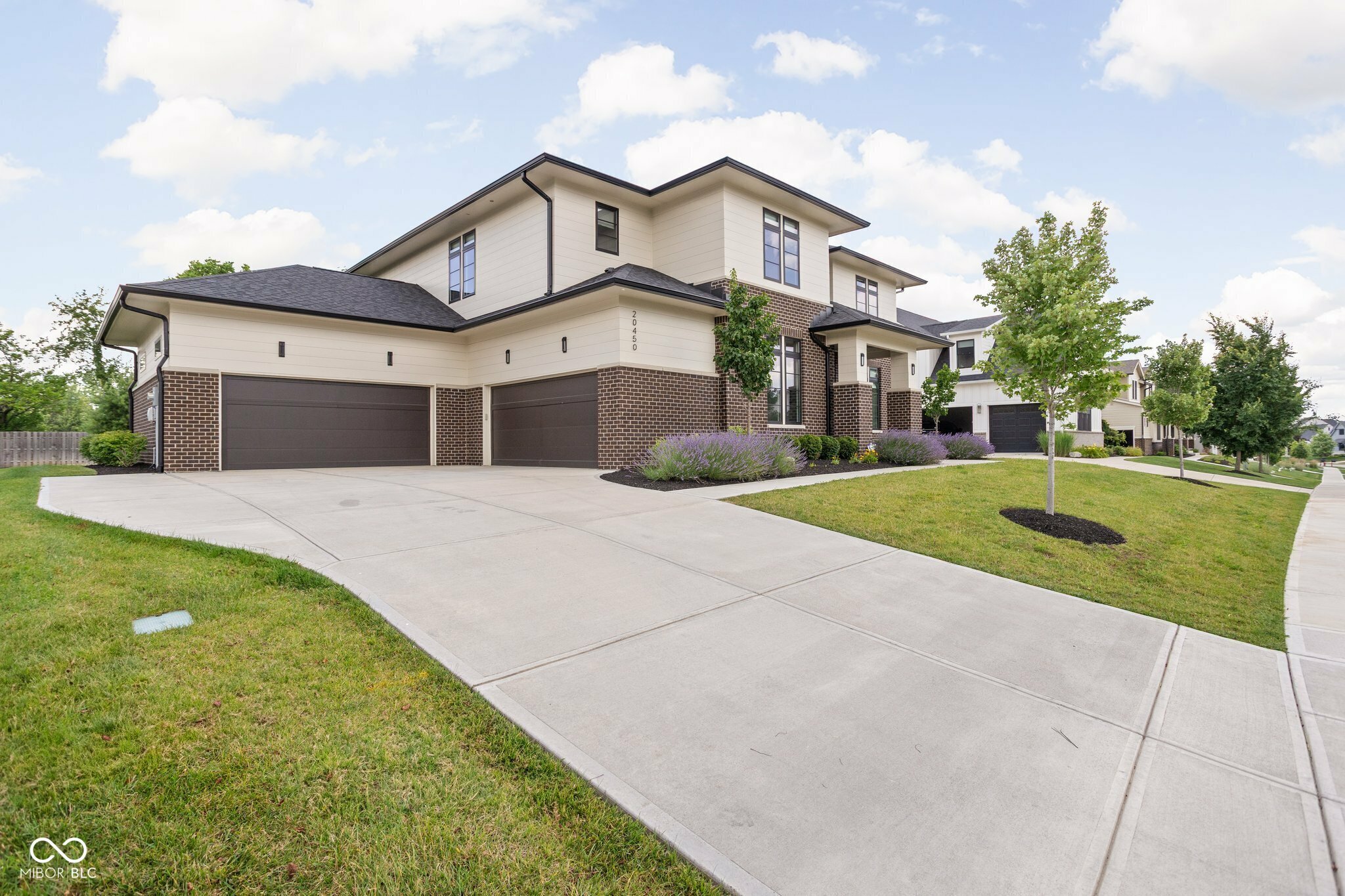 Property Photo: 20450 Chatham Hills Boulevard IN 46074