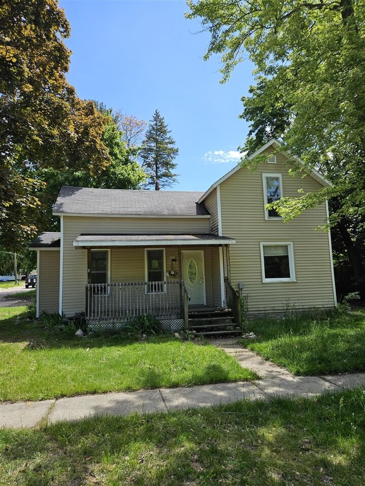 189 Banks Street  Coloma MI 49038-9788 photo