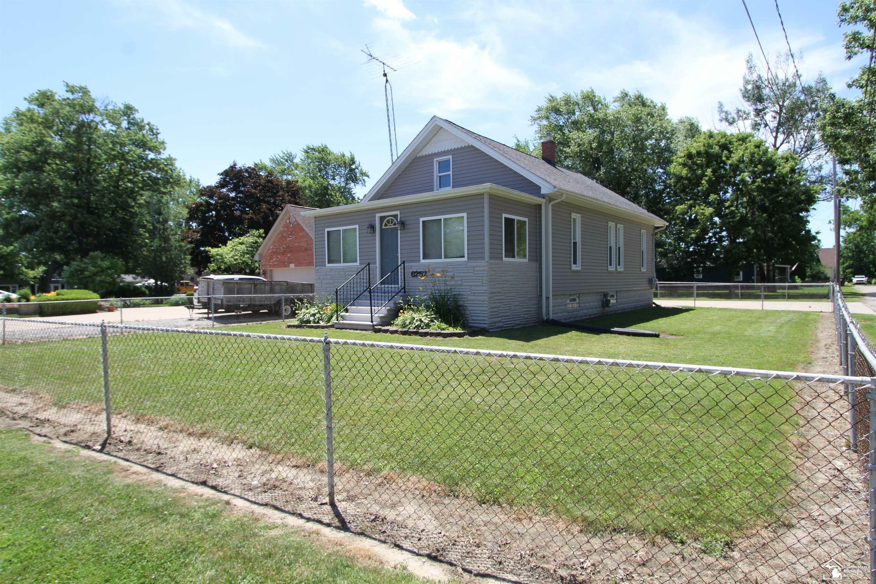 Property Photo: 6257 E Dunbar Road MI 48161