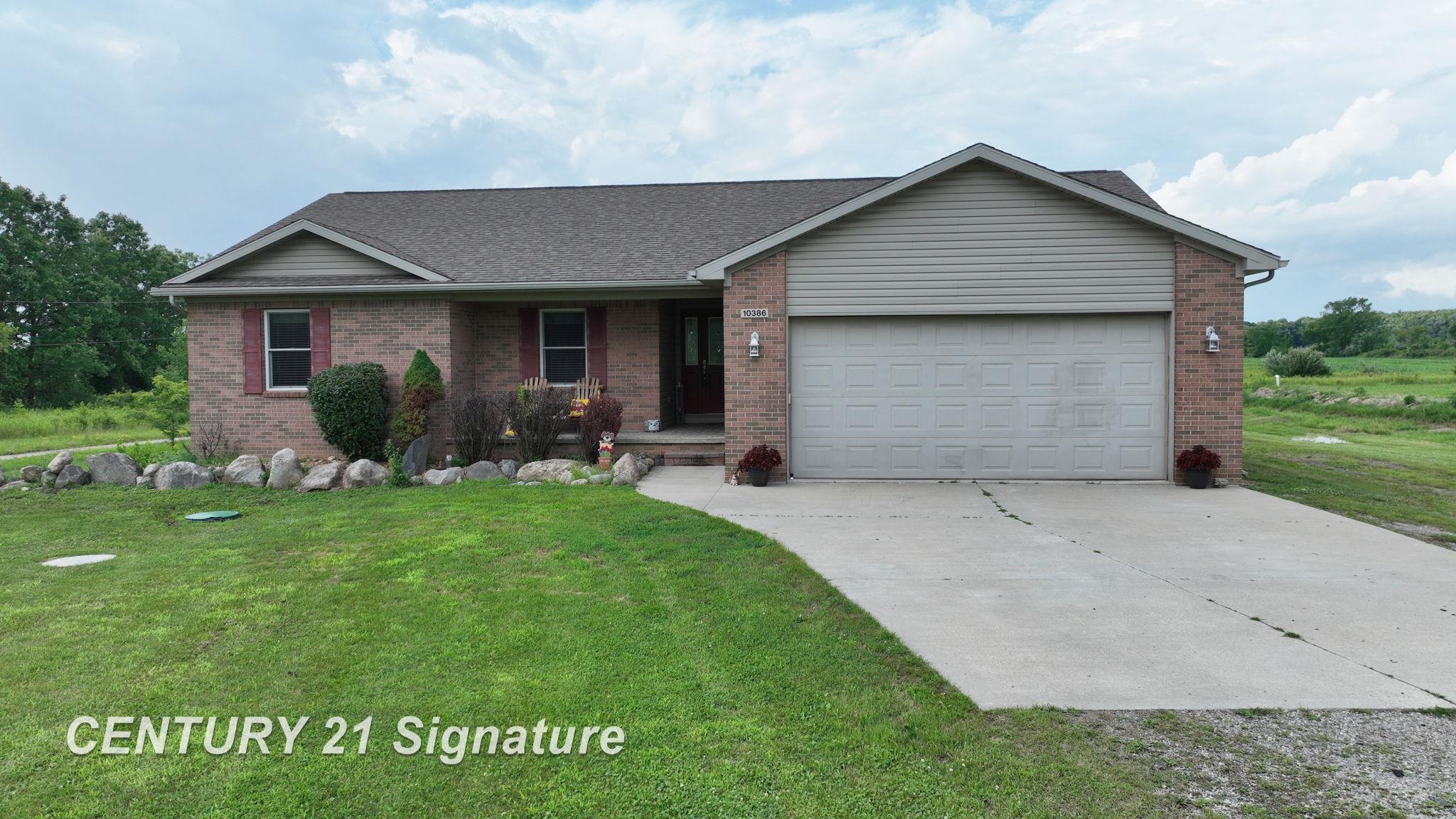 Property Photo: 10386 Reid Road MI 48473