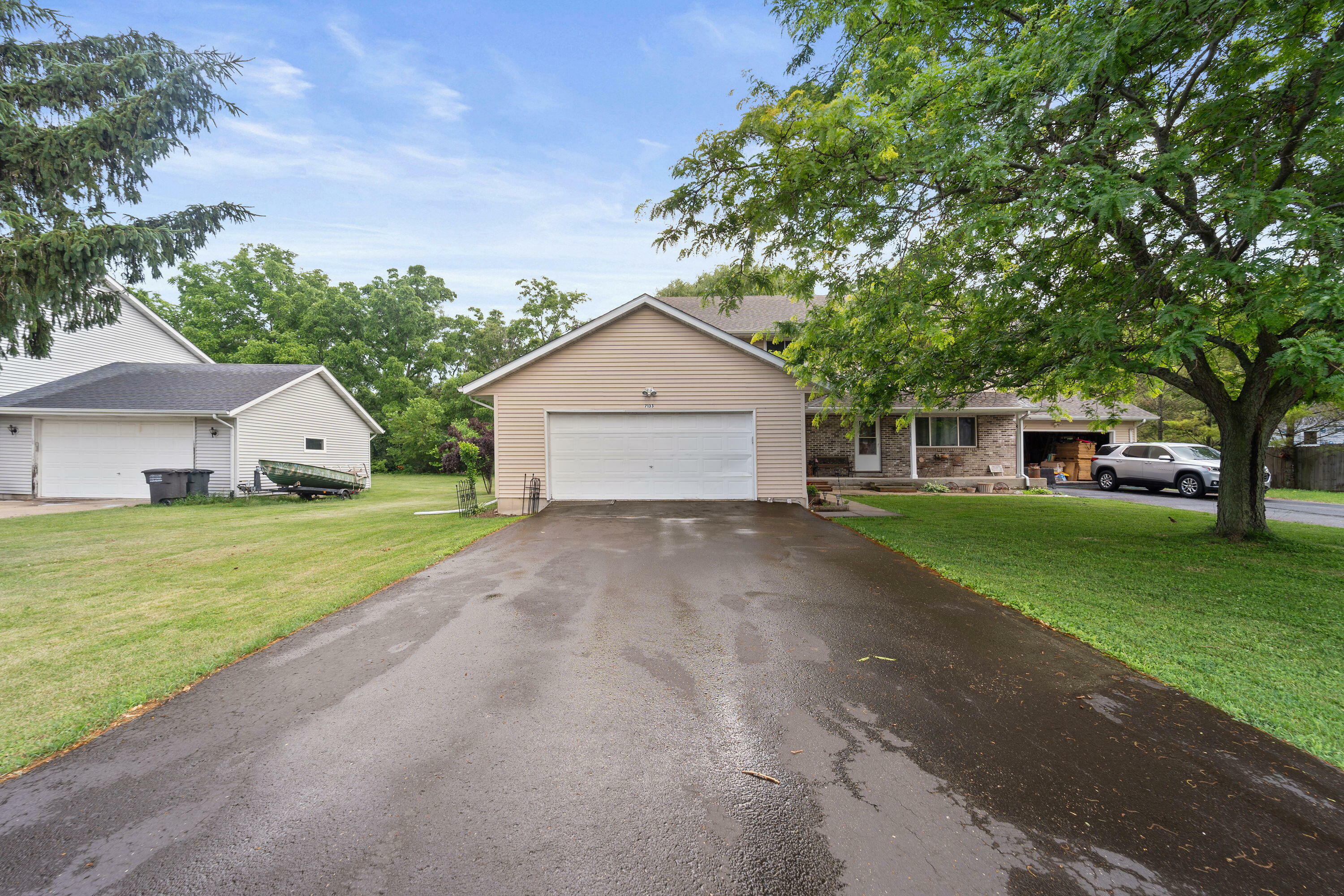 Property Photo:  7133 Ashwood Ln  WI 53185 
