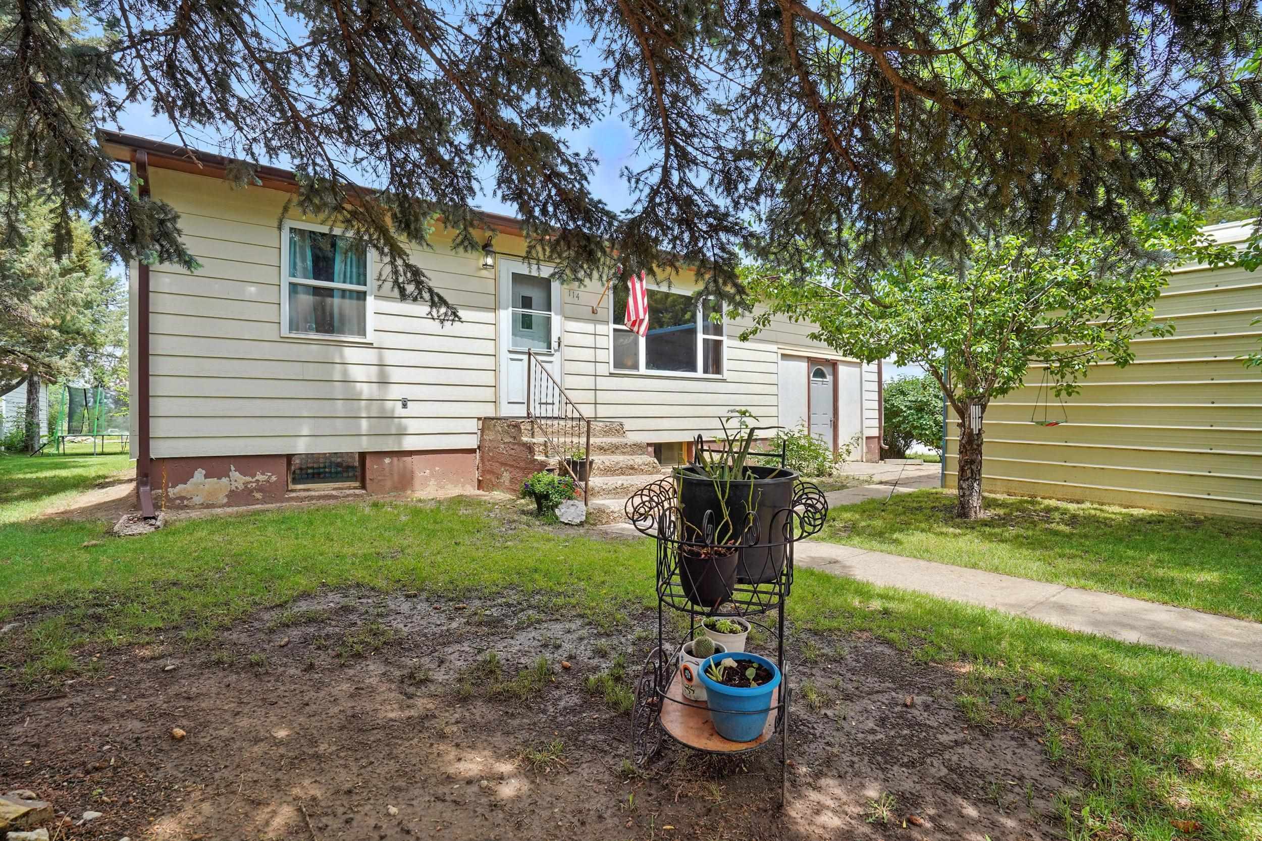 114 6th Street  Newell SD 57760-0000 photo